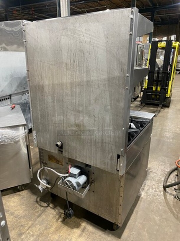 Vulcan Commercial Natural Gas Powered 6 Burner Stove! With Raised Back Splash And Double Overhead Shelves! With Full Size Oven Underneath! Metal Oven Rack! All Stainless Steel! On Casters! - Image 3 of 12