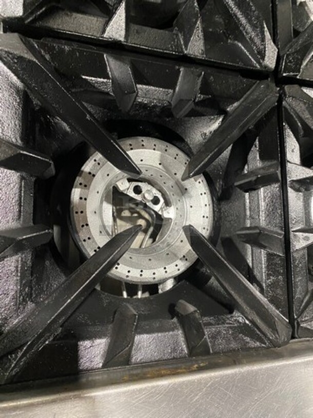 Vulcan Commercial Natural Gas Powered 6 Burner Stove! With Raised Back Splash And Double Overhead Shelves! With Full Size Oven Underneath! Metal Oven Rack! All Stainless Steel! On Casters! - Image 6 of 12