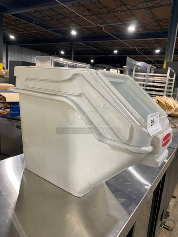Rubbermaid Countertop White Poly Ingredient Bin! - Image 2 of 7