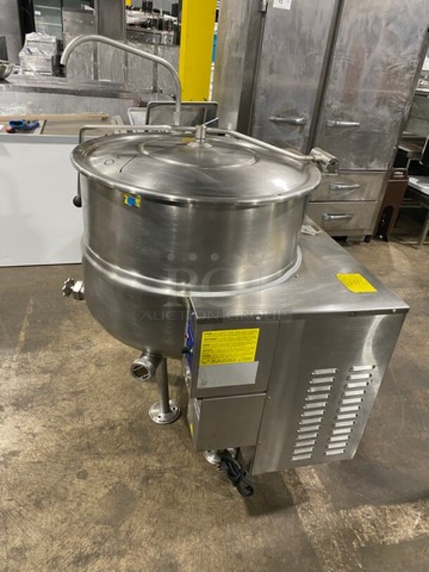 GREAT! Cleveland Range Floor Style Self-Contained Soup Kettle! All Stainless Steel! On Legs! Model: KGL40 SN: WT007907K01 - Image 2 of 10