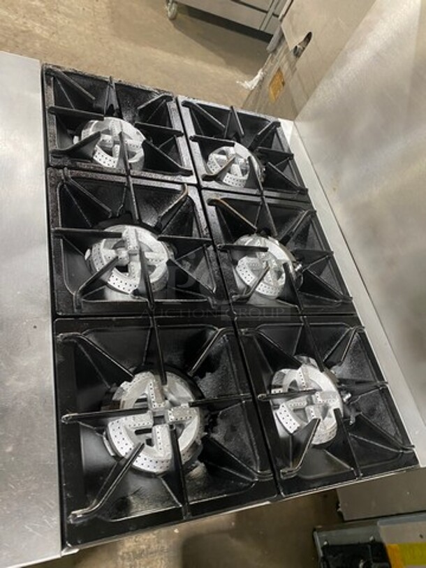 Pantin Commercial Natural Gas Powered 6 Burner Stove! With Raised Back Splash And Salamander Shelf! With Oven Underneath! All Stainless Steel! On Legs! - Image 5 of 9