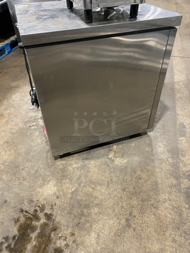 Hoshizaki Commercial Single Door Lowboy/Worktop Cooler! All Stainless Steel! Model: UR27ALPC SN: K51005K 115V 60HZ 1 Phase - Image 4 of 7
