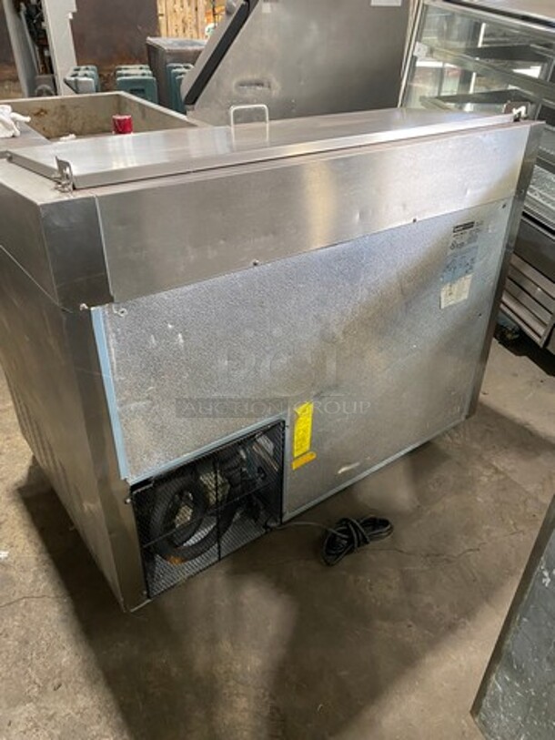 Central Commercial Refrigerated Pizza Prep Table! With Single Door Storage Space Underneath! With Poly Coated Racks! All Stainless Steel! Model: 69K013 SN: 5064981 115V 60HZ 1 Phase - Image 3 of 8