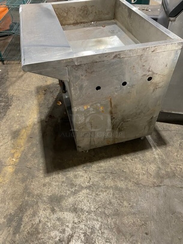 Commercial Gas Powered Steam Table! All Stainless Steel! On Legs! - Image 2 of 7