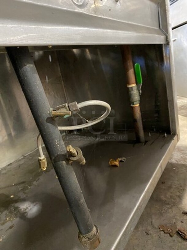 Commercial Gas Powered Steam Table! All Stainless Steel! On Legs! - Image 7 of 7