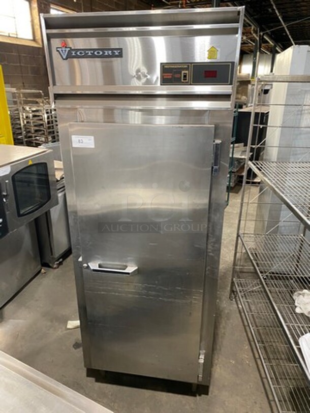 Victory Commercial Single Door Refrigerated Dough Retarder! Can Fit Roll In Rack! All Stainless Steel! On Legs! RACK NOT INCLUDED! Model: RS1DS7EW SN: B0381930 115V 60HZ 1 Phase