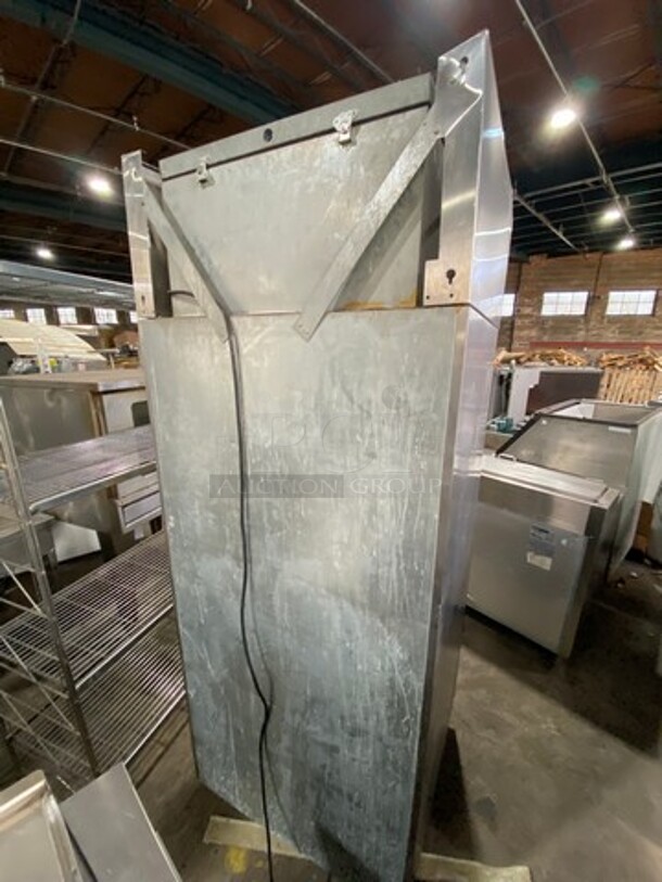 Victory Commercial Single Door Refrigerated Dough Retarder! Can Fit Roll In Rack! All Stainless Steel! On Legs! RACK NOT INCLUDED! Model: RS1DS7EW SN: B0381930 115V 60HZ 1 Phase - Image 3 of 9