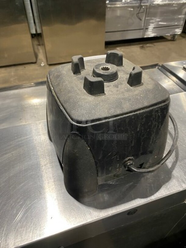 Waring Commercial Countertop Blender! BASE ONLY! Model: MX1000XT SN: 191218 120V - Image 4 of 8