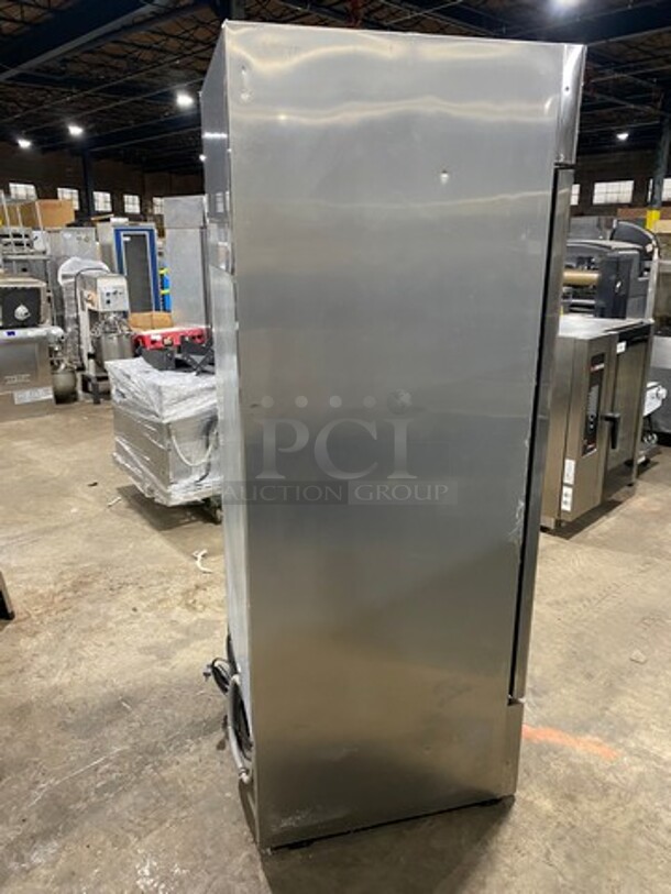 Turbo Air Commercial Single Door Reach In Cooler! With Poly Coated Racks! All Stainless Steel! Model: MSR23NM SN: NR23307015 110/120V 60HZ 1 Phase - Image 4 of 9