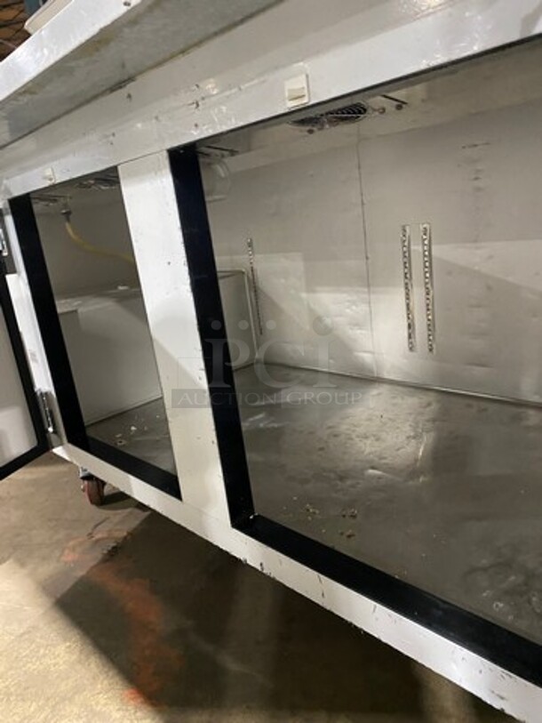 LATE MODEL! 2021 Leader Commercial Refrigerated Pizza Prep Table! With 3 Door Storage Space Underneath! All Stainless Steel! Model: ESPT72 SN: NE03R0411 115V 60HZ 1 Phase - Image 5 of 10