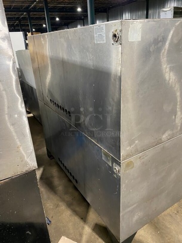 WOW! Bakers Pride Commercial Natural Gas Powered Double Deck Pizza/ Baking Oven! All Stainless Steel! On Legs! 2x Your Bid Makes One Unit! WORKING WHEN REMOVED! Model: D125 SN: F08G058 - Image 4 of 12