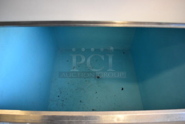 2016 Manitowoc IY0524A-161X Stainless Steel Commercial Ice Head on Commercial Ice Bin. 115 Volts, 1 Phase. 30.5x39x59 - Image 6 of 8