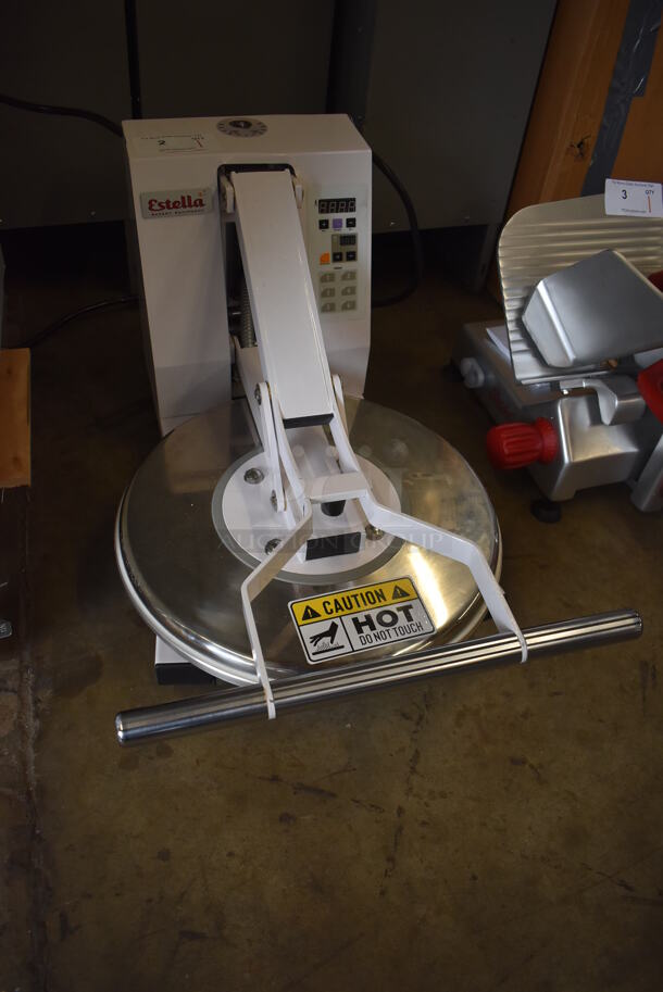 BRAND NEW SCRATCH AND DENT! Estella 348DPC18T Metal Commercial Countertop 18" Dual-Heat Manual Clamshell Pizza / Tortilla Dough Press. Top Knob Is Broken. 240 Volts. 18.5x31x16.5 - Image 4 of 11