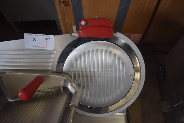 BRAND NEW SCRATCH AND DENT! 2022 Berkel B12-SLC Stainless Steel Commercial Countertop Medium-Duty Gravity Feed Manual Meat Slicer w/ Blade Sharpener. Back Knob Is Broken. 115 Volts, 1 Phase. 23x24x21. Tested and Working! - Image 4 of 11