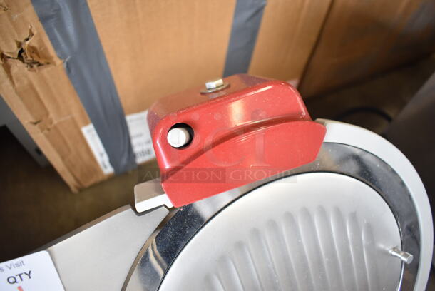BRAND NEW SCRATCH AND DENT! 2022 Berkel B12-SLC Stainless Steel Commercial Countertop Medium-Duty Gravity Feed Manual Meat Slicer w/ Blade Sharpener. Back Knob Is Broken. 115 Volts, 1 Phase. 23x24x21. Tested and Working! - Image 8 of 11