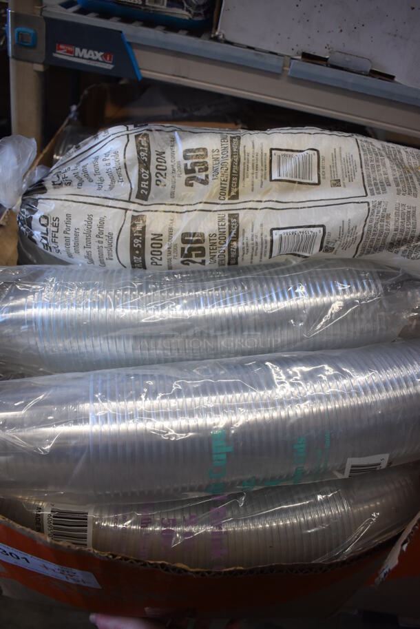 ALL ONE MONEY! Tier Lot of Various Items Including Plastic Lids - Image 4 of 5