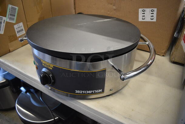 BRAND NEW SCRATCH AND DENT! Carnival King 382TCMPT16M Stainless Steel Commercial Countertop 16" Non-Stick Round Portable Crepe Maker. 208/240 Volts. 20x18x7. Tested and Working! - Image 2 of 7