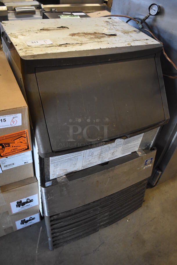 Manitowoc QY0214A Stainless Steel Commercial Self Contained Ice Machine. 115 Volts, 1 Phase. 26x26x40 - Image 3 of 5
