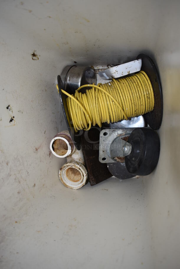 ALL ONE MONEY! Tier Lot of Various Items Including Trash Can and Coarse Cleaning Brush - Image 4 of 5