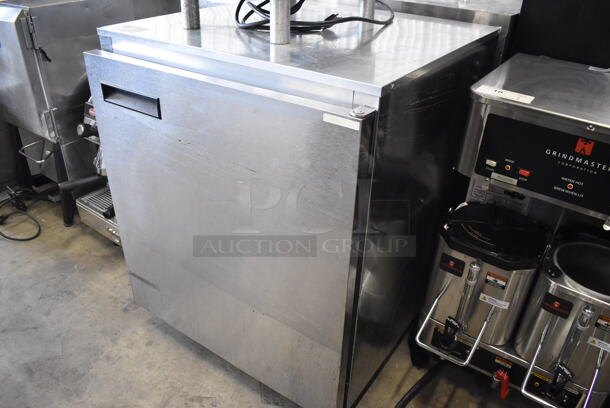 Delfield 406CA-DD1 Stainless Steel Commercial Single Door Undercounter Cooler on Commercial Casters. 115 Volts, 1 Phase. 27x28x32. Tested and Working! - Image 3 of 5