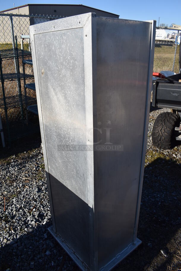 Lockwood Metal Commercial Enclosed Pan Transport Rack. 17.5x22x59 - Image 6 of 8