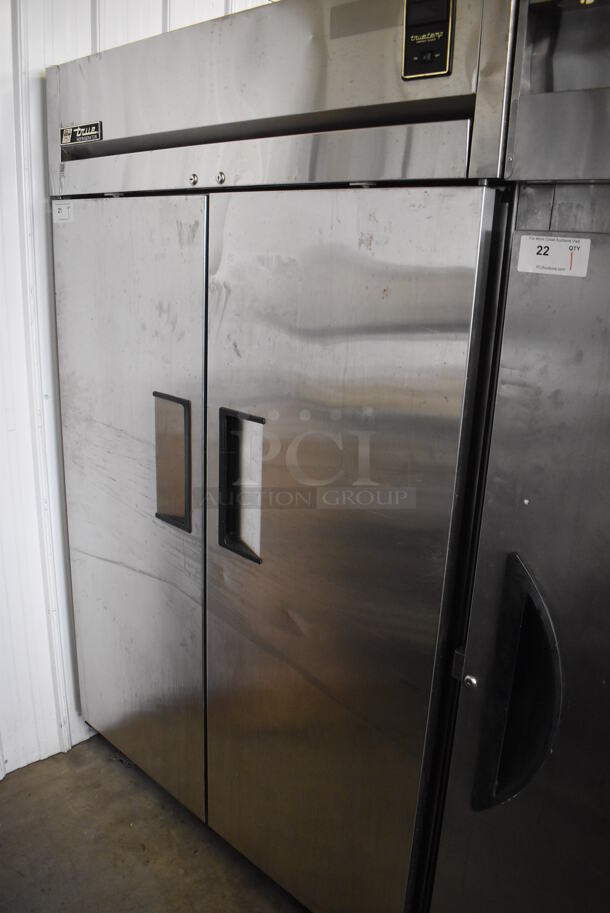 True TG2R-2S Stainless Steel Commercial 2 Door Reach In Cooler on Commercial Casters. 115 Volts, 1 Phase. 51.5x34.5x82.5. Tested and Working! - Image 1 of 6