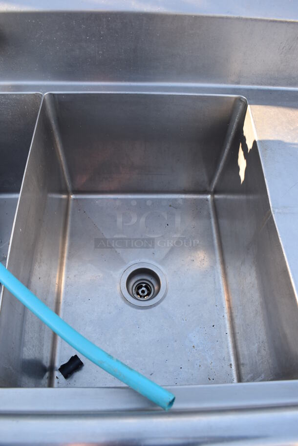 Duke Stainless Steel Commercial 3 Bay Sink w/ Dual Drain Boards, Faucet and Handles. 84x30x43. Bays 16x21x13. Drain Boards 17x23x1 - Image 7 of 10