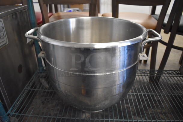 Stainless Steel Commercial Mixing Bowl. Appears To Be 30 Quart. 19.5x15.5x14