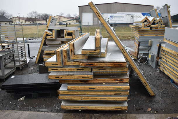 10'x16'x8' Norlake Walk In Box w/ Bohn ADT156AK 115 Volt, 1 Phase Evaporator. Picture of the Unit Before Removal Is Included In the Listing. - Image 8 of 12