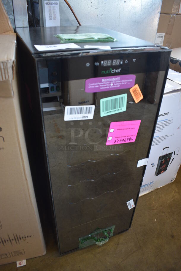 NutriChef PKCWCDS188 Metal Commercial Single Door Mini Wine Chiller Merchandiser. 115 Volts, 1 Phase. 13x19.5x33. Tested and Powers On But Does Not Get Cold - Image 3 of 6