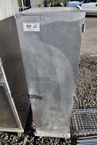 Lockwood Metal Commercial Enclosed Pan Rack. 17.5x22x59