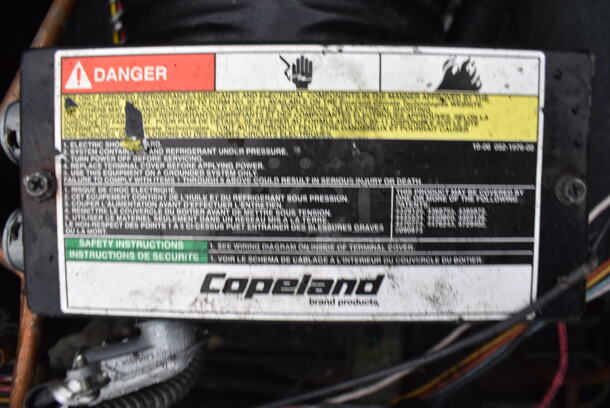 Norlake 6'x6'x6.5' SELF CONTAINED Walk In Cooler Box w/ Floor, Copeland KAMB-007E-CAV-800 208-230 Volt, 1 Phase Compressor and Norlake Condenser. Picture of the Unit Before Removal Is Included In the Listing. - Image 7 of 12