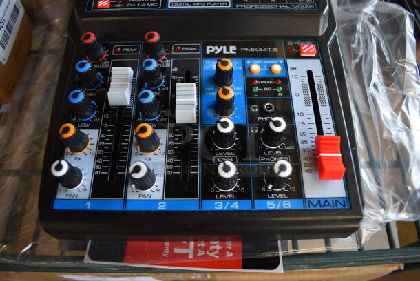 BRAND NEW SCRATCH AND DENT! Pyle PMX44T.5 Professional Mixer. 7x8x2.5 - Image 4 of 5