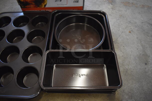 IN ORIGINAL BOX! NutriChef NCBK6TR7 Metal Baking Pan Set - Image 3 of 5