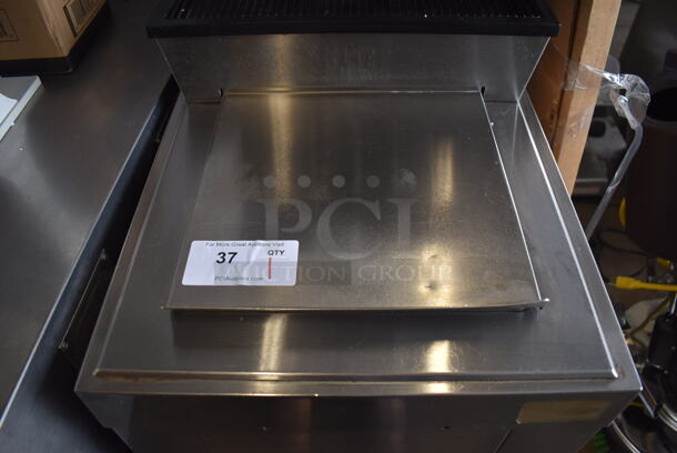 Cornelius CB1522A Stainless Steel Commercial 6 Flavor Carbonated Beverage Machine on Stainless Steel Ice Bin. 18x26.5x56 - Image 3 of 7