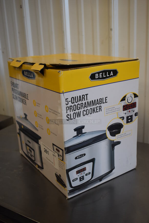 BRAND NEW SCRATCH AND DENT! Bella 5 Quart Programmable Slow Cooker - Image 3 of 4