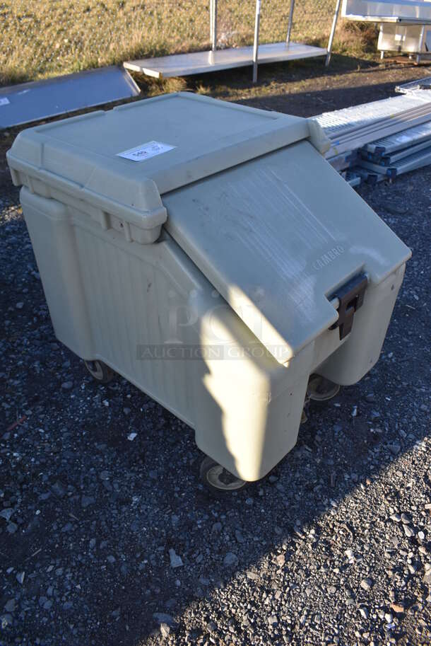 Cambro Poly Portable Ice Bin on Commercial Casters. 23x32x29 - Image 2 of 5