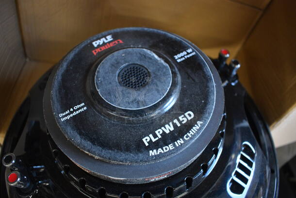 BRAND NEW SCRATCH AND DENT! Pyle Power PLPW15D 15" Subwoofer. 15.5x15.5x6 - Image 7 of 9