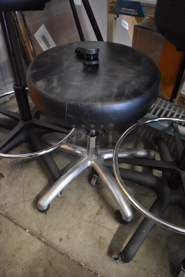6 Stools on Casters. 5 Have Foot Rest Bar. Includes 25x25x33, 24x24x23. 6 Times Your Bid! - Image 6 of 7