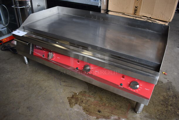 LIKE NEW! Avantco 177EG36N Stainless Steel Commercial Countertop Electric Powered Flat Top Griddle w/ Thermostatic Controls. 208/240 Volts, 3 Phase. Unit Has Only Been Used a Few Times! 36x20x13.5. Tested and Working! - Image 2 of 7