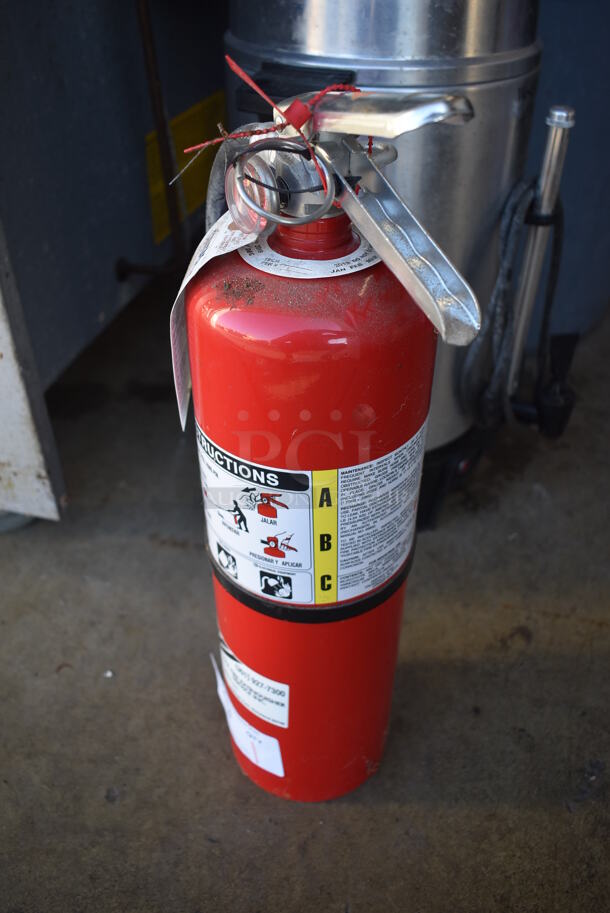 Fire Extinguisher. 9x5x20. Buyer Must Pick Up - We Will Not Ship This Item.  - Image 2 of 5