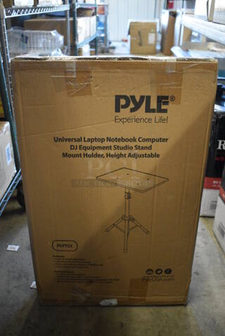 BRAND NEW SCRATCH AND DENT! Pyle PLPTS3 Universal Laptop Notebook Computer DJ Equipment Studio Stand