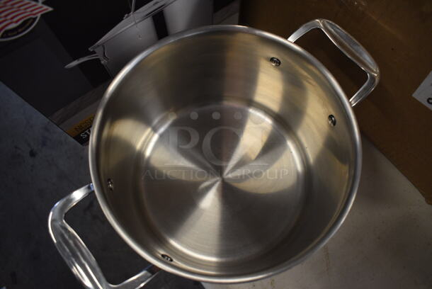 BRAND NEW SCRATCH AND DENT! NutriChef SCSP8 Stainless Steel Stock Pot w/ Lid. 14x10.5x7 - Image 3 of 4