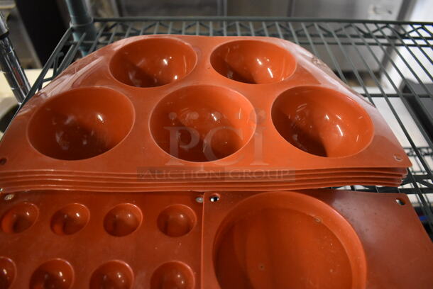 7 Various Orange Silform Baking Pan Liners; 3 Cup, 24 Cup and 5 Cup. 12x7.5x2, 12x7.5x1. 7 Times Your Bid! - Image 4 of 4