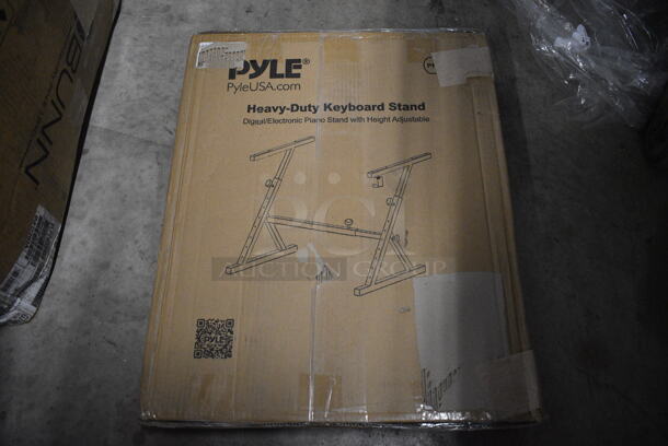 BRAND NEW SCRATCH AND DENT! Pyle Heavy Duty Keyboard Stand