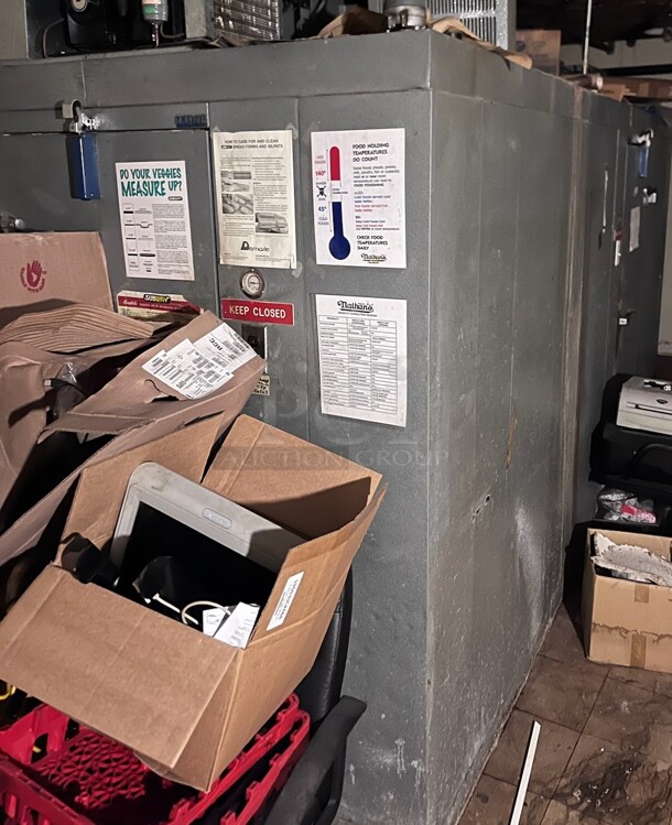 6'x8' Norlake SELF CONTAINED Walk In Cooler Box w/ Copeland RSE4-0075-IAV-204 208/230 Volt, 1 Phase Compressor and Norlake CPB0751C 208-230 Volt, 1 Phase Condenser. Picture of the Unit Before Removal Is Included In the Listing.
