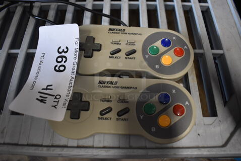 2 Buffalo iBuffalo Classic USB Gamepad for PC BSGP815GY USB controllers. 2 Times Your Bid!