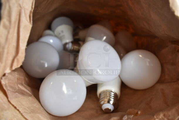 24 Phillips Hue White and Color Light Bulbs w/ 5 Philips Hue Controller. 24 Times Your Bid! - Image 3 of 8