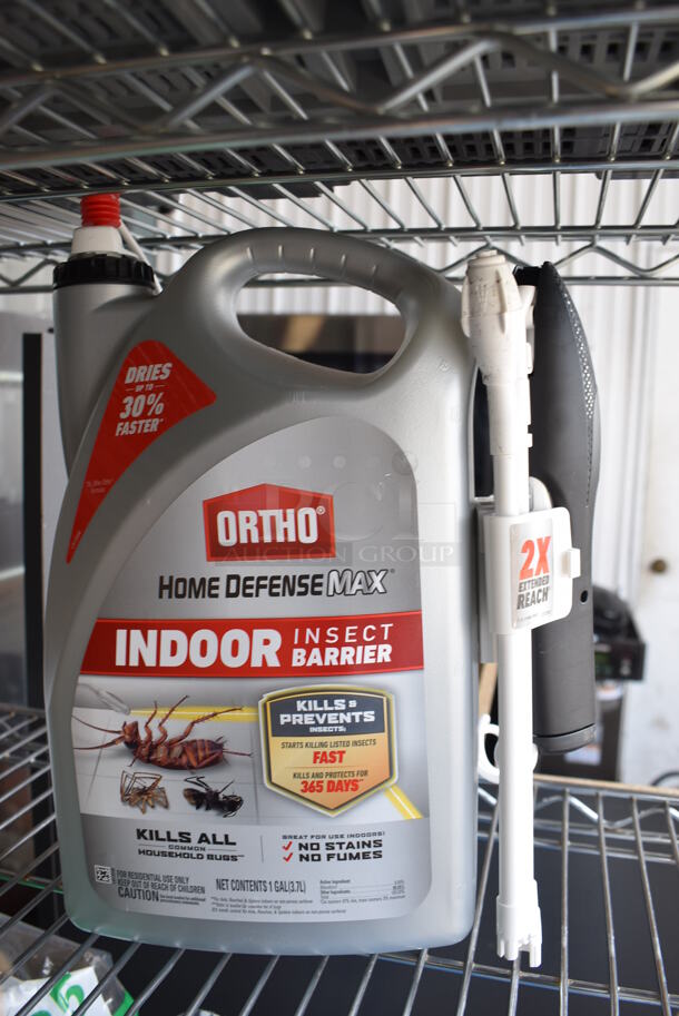 ALL ONE MONEY! Lot of Various Items Including Glass Vase and Wires - Image 4 of 4