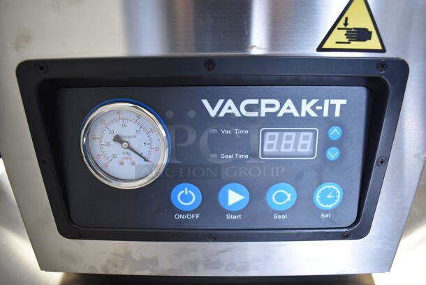BRAND NEW SCRATCH AND DENT! VacPak-It 186VMC10OP Stainless Steel Commercial Countertop Chamber Vacuum Packaging Machine with 10 1/4" Seal Bar and Oil Pump. 120 Volts, 1 Phase. 13x19x15. Tested and Powers On But Does Not Seal - Image 7 of 9